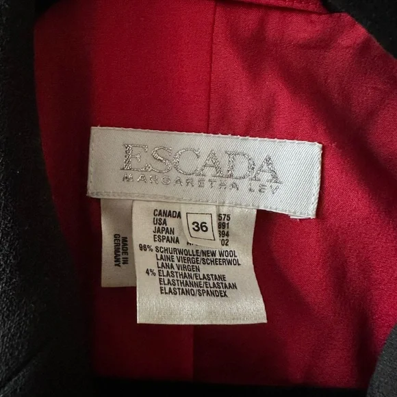 ESCADA MARGARETHA LEY VINTAGE BLACK BLAZER RED TRIM RED INTERIOR DETAILS - Picture 6 of 9